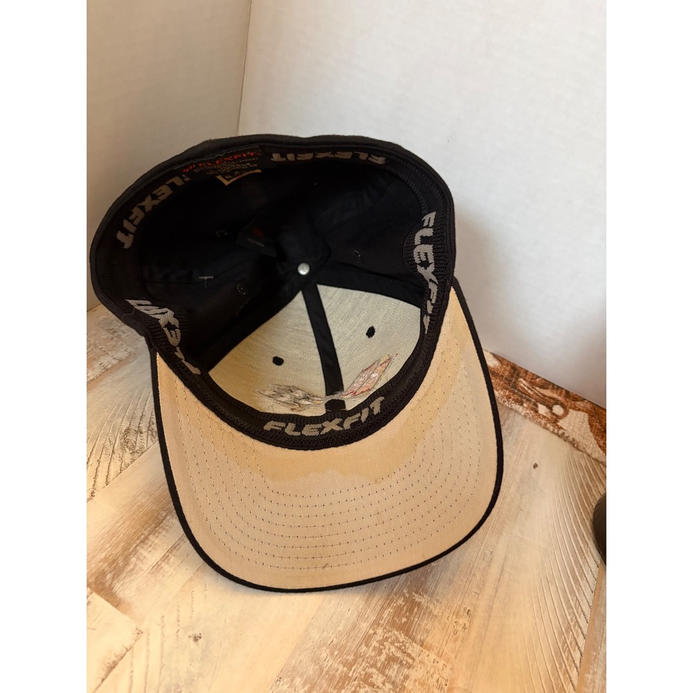 Lot of 2 Corvette C5 Logo Flexfit Hats Black Red Embroidered Baseball Caps Mens - Picture 3 of 10